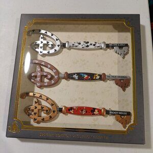Disney Store Set of Keys. Special Edition